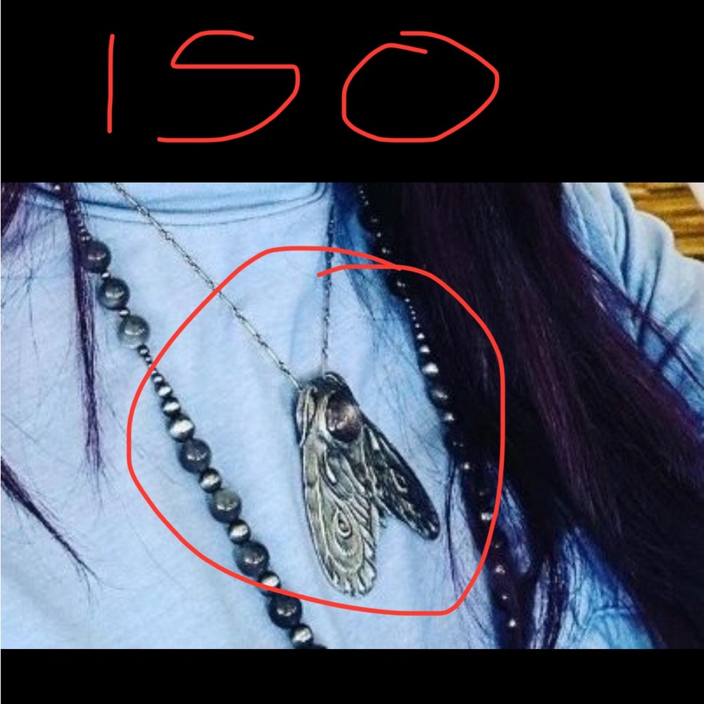 ISO bloodmilk original moth with stone
